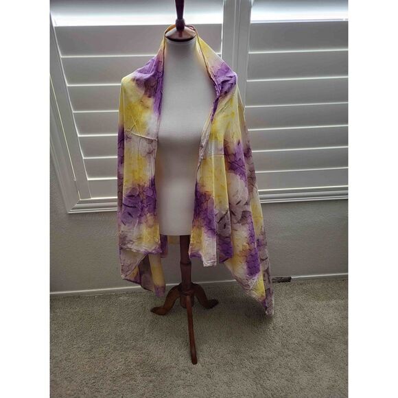 Scarf   - Picture 1 of 4
